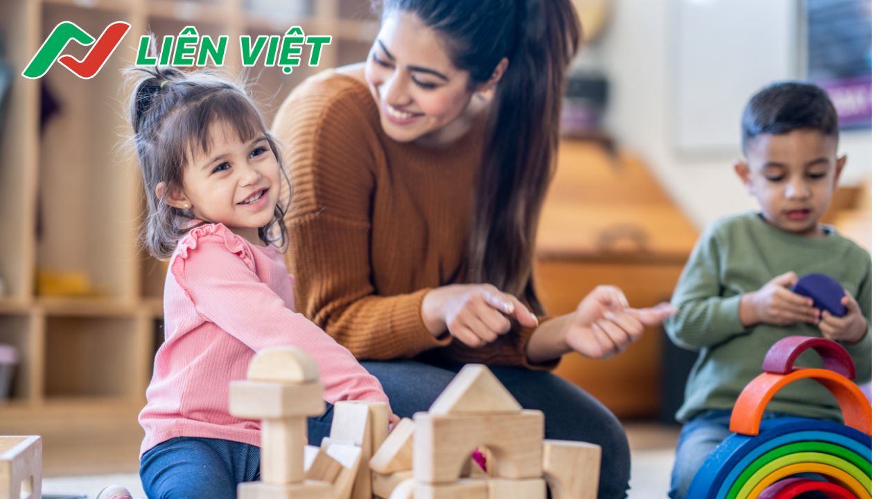 Bảo mẫu là những người chăm sóc trẻ cho các cơ sở giáo dục mầm non, hoặc hộ gia đình.