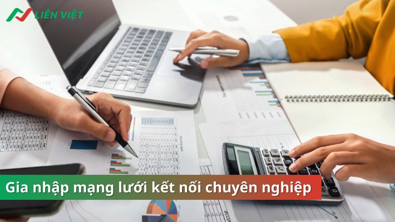 Tham gia khóa học chứng chỉ kế toán trưởng giúp bạn có cơ hội mở rộng mối quan hệ với các chuyên gia đầu ngành