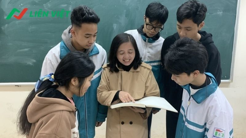 Tuỳ vào thành tích mà giáo viên đạt được để nhận được khoản tiền thưởng xứng đáng