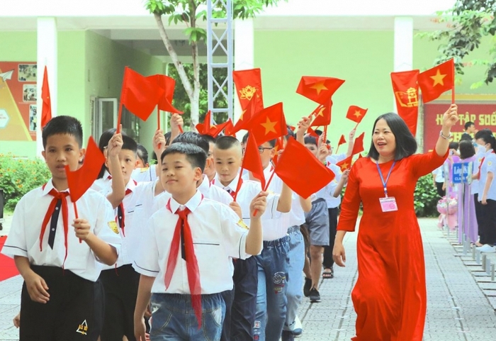 Học sinh nghỉ hè từ 2,5 – 3 tháng nên sẽ quay lại trường từ giữa tháng 8 đến đầu tháng 9