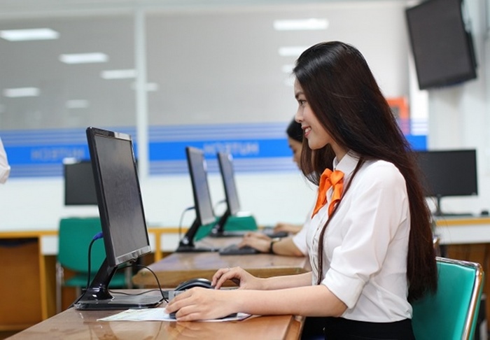 Ngành kế toán học trường nào tại Hồ Chí Minh là điều nhiều học sinh, sinh viên quan tâm khi có định hướng nghề kế toán