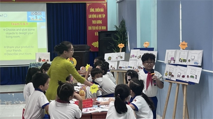 Khó khăn lớn khi áp dụng phương pháp dạy học tích cực môn tiếng Anh THCS là chưa linh hoạt, phù hợp với từng đối tượng học sinh