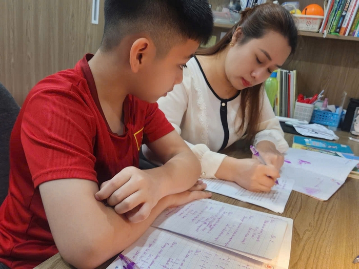 Tùy mục tiêu học tập, bạn có thể tìm gia sư dạy kèm tại nhà ở Hà Nội có trình độ phù hợp (giáo viên, học sinh)