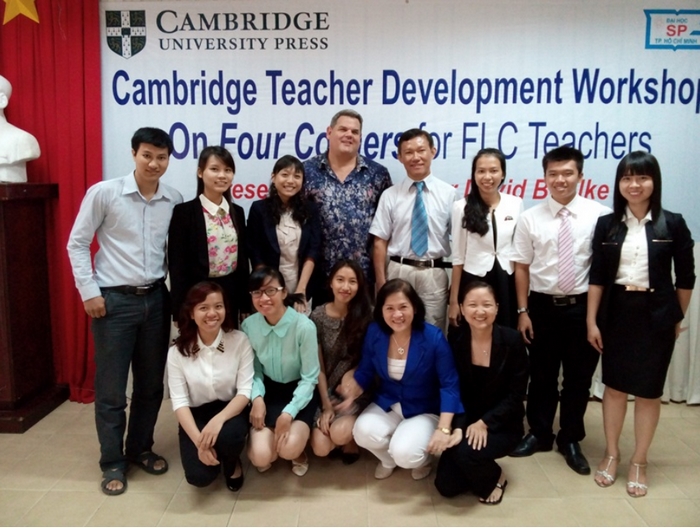 Trung tâm học tiếng Trung TPHCM trực thuộc Đại học Sư Phạm TP.HCM là địa chỉ uy tín lâu đời về đào tạo học thuật và luyện thi HSK