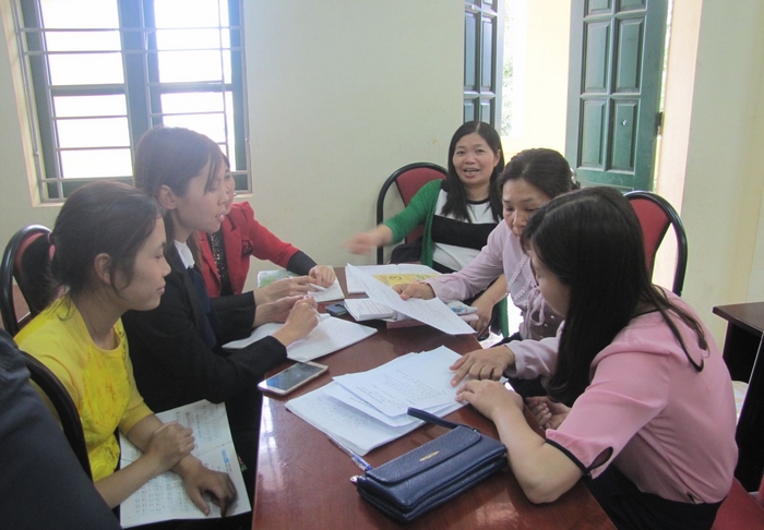 Khi có đồng nghiệp nói xấu bạn với học sinh, bạn có thể đề xuất sinh hoạt chuyên môn về văn hoá ứng xử để xây dựng quy ước chung