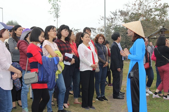 Các tình huống xử lý của điều hành tour có thể xảy ra với chính hành khách hay nhân viên, tài xế lái xe,...