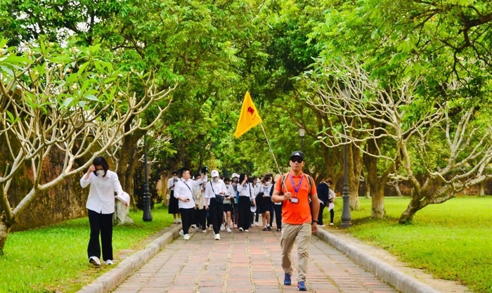 Hiểu rõ trách nhiệm, quyền và nghĩa vụ của hướng dẫn viên du lịch giúp người làm nghề nâng cao đạo đức nghề nghiệp