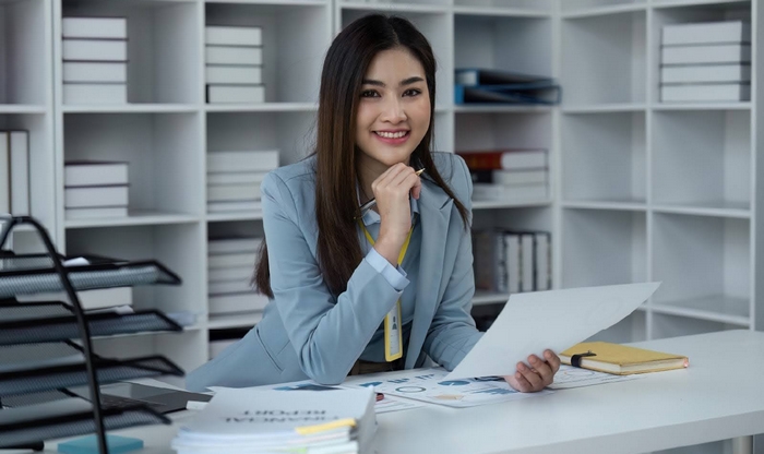 Trong bản mô tả công việc hướng dẫn viên du lịch, công ty cần nói chi tiết về quyền lợi và điều kiện làm việc cho vị trí tìm nhân sự