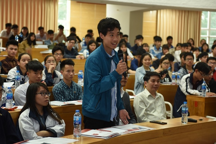 Mức học phí ngành hướng dẫn viên du lịch hệ đại học có mức học phí cao nhất