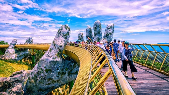 Rủi ro của điều hành tour là những tình huống bất lợi, phát sinh ngoài dự kiến khi thực thi tour du lịch