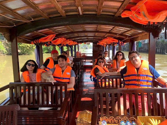 Để hạn chế rủi ro của điều hành tour, đầu tiên công ty lữ hành cần tiến hành khảo sát thực địa kỹ lưỡng, lễ kế hoạch tour chi tiết