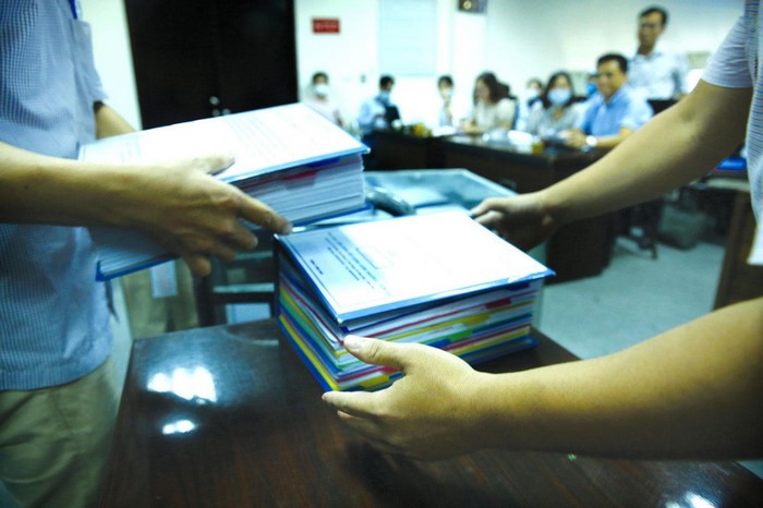 Câu trả lời cho câu hỏi “tổ thẩm định có cần chứng chỉ đấu thầu không” sẽ là CÓ, đây là yêu cầu bắt buộc 