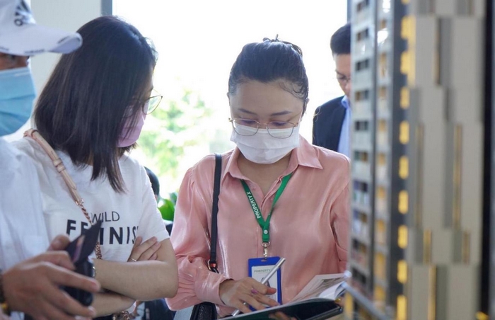 Hãy hành nghề môi giới với tinh thần chuyên nghiệp, tuân thủ pháp luật sau khi được cấp chứng chỉ hành nghề môi giới bất động sản