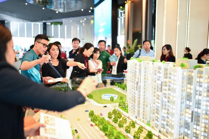 Các điều kiện hành nghề môi giới bất động sản đưa quy định chặt chẽ để giảm thiểu rủi ro pháp lý trên thị trường môi giới bất động sản
