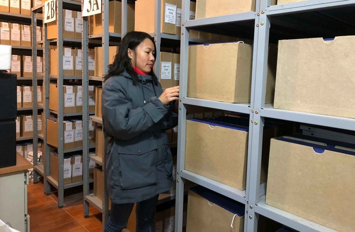 Công tác văn thư – lưu trữ là hoạt động quan trọng trong công tác hành chính nhưng còn tồn tại nhiều hạn chế, khó khăn