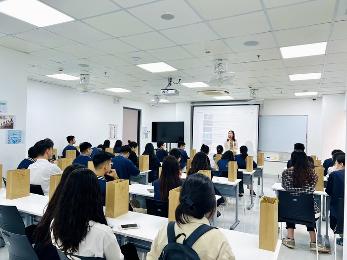 Khi đã nắm được ngành bất động sản học trường nào, hãy chọn trường có mức học phí phù hợp điều kiện cá nhân