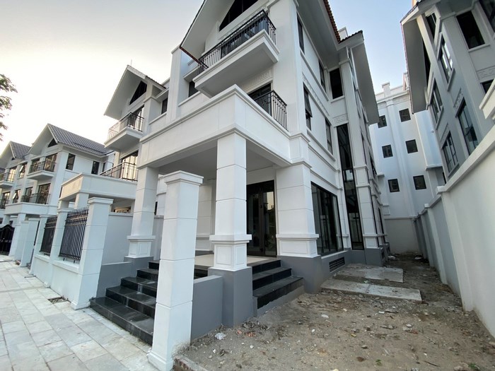 Quyền với bất động sản liền kề được áp dụng tùy đặc điểm hai thửa đất