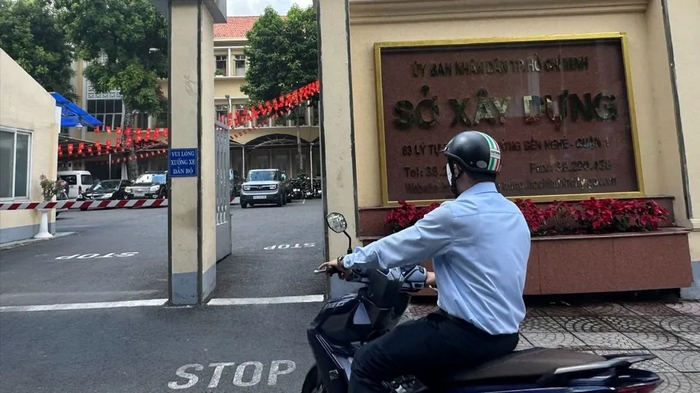Nếu muốn tra cứu chứng chỉ môi giới bất động sản tại Sở Xây dựng địa phương thi cần chú ý giờ làm việc của cơ quan