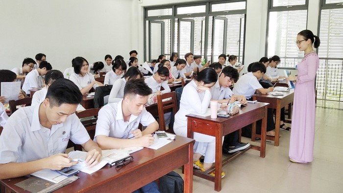 Muốn học lấy chứng chỉ nghiệp vụ sư phạm toán thì bạn có thể tham khảo các khóa đào tạo Trường Đại học Sư phạm Hà Nội cung cấp