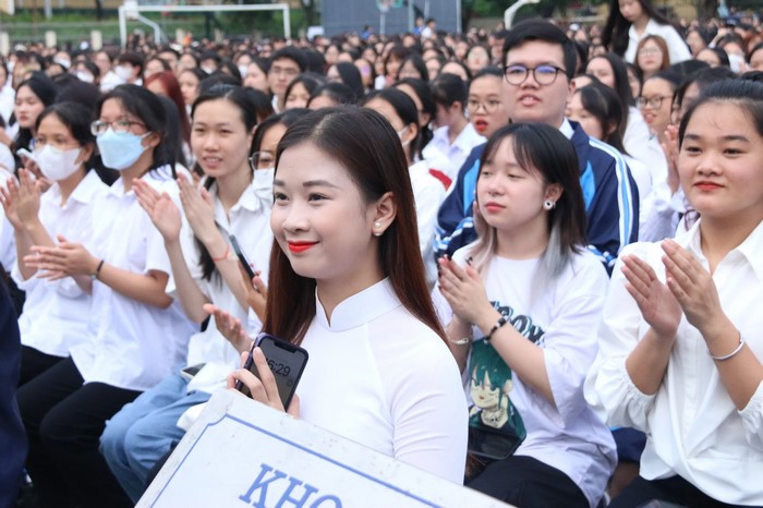 Giáo dục đại học thế giới và Việt Nam là một trong các môn nền tảng trong chương trình bồi dưỡng nghiệp vụ sư phạm