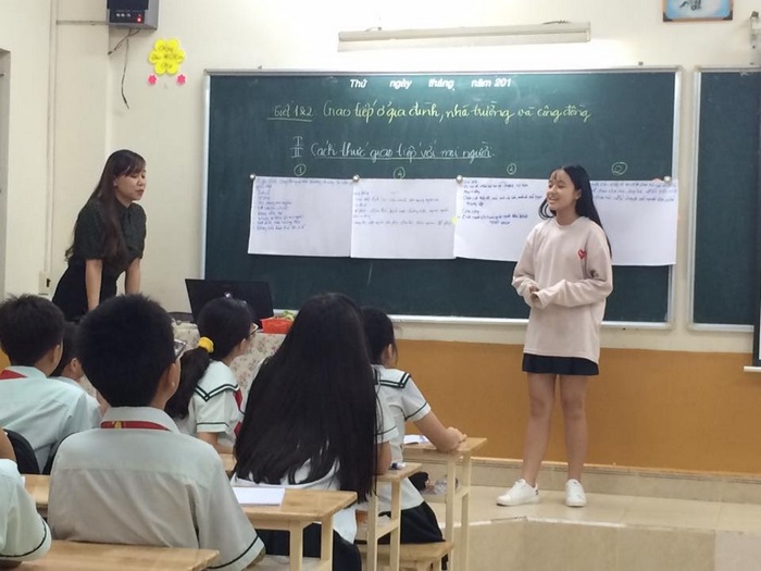 Giáo trình giao tiếp sư phạm là tài liệu hữu ích để giáo viên xây dựng môi trường học tập tích cực hơn