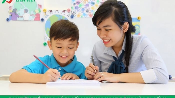 Dạy tiền tiểu học có bị cấm không