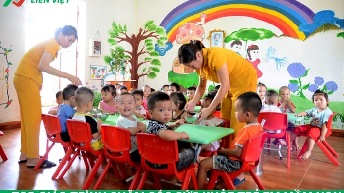 giáo trình chăm sóc sức khỏe trẻ em mầm non
