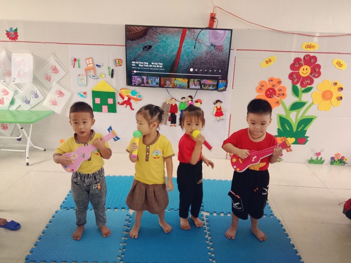 Giáo dục âm nhạc mầm non chú trọng giúp trẻ tiếp xúc, nghe - cảm nhận nhịp điệu và sự tự tin